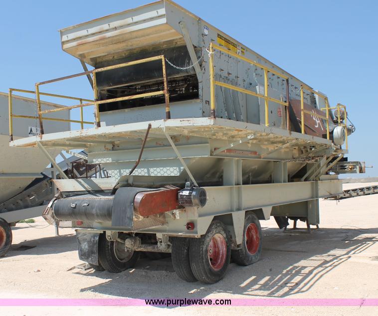 image for item H2970 1979 Cedarapids 7203-38 portable screening plant