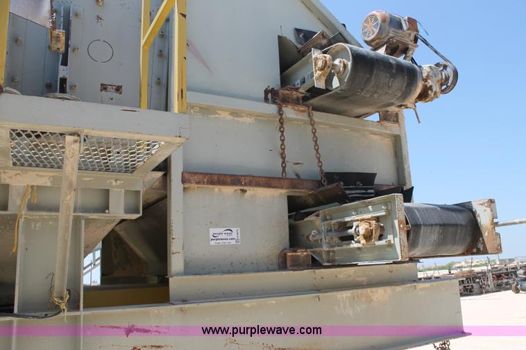 image for item H2970 1979 Cedarapids 7203-38 portable screening plant