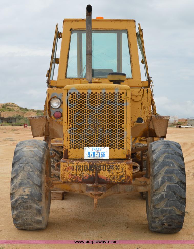 image for item H2975 1970 Caterpillar 930 wheel loader