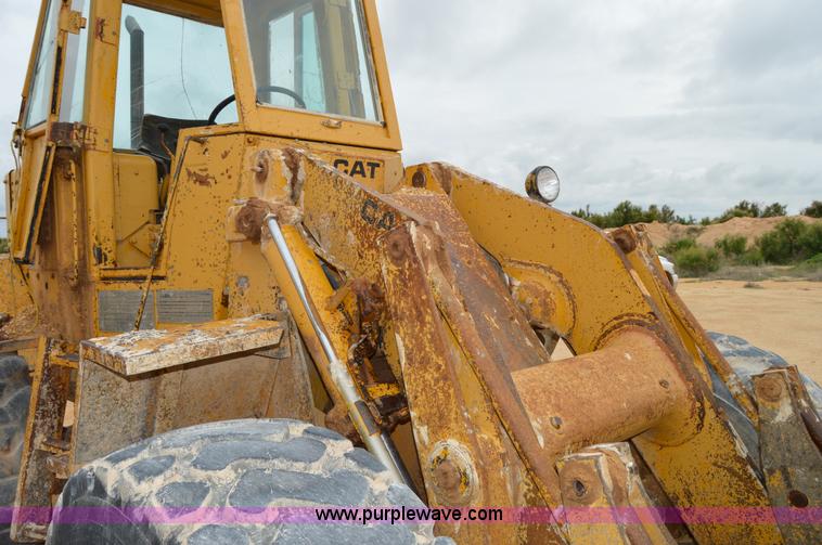 image for item H2975 1970 Caterpillar 930 wheel loader