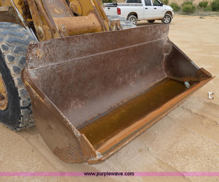 image for item H2975 1970 Caterpillar 930 wheel loader