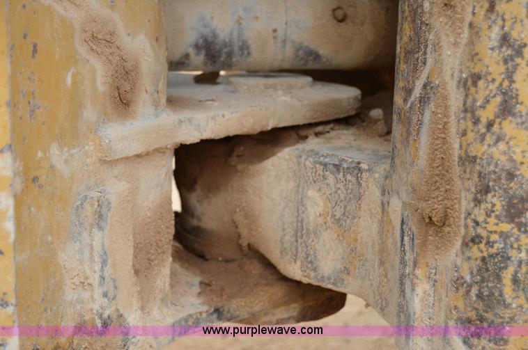 image for item H2975 1970 Caterpillar 930 wheel loader