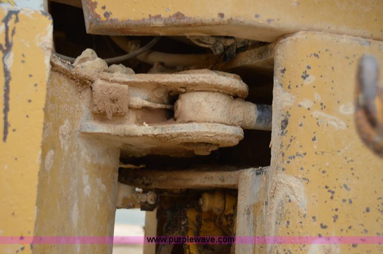 image for item H2975 1970 Caterpillar 930 wheel loader