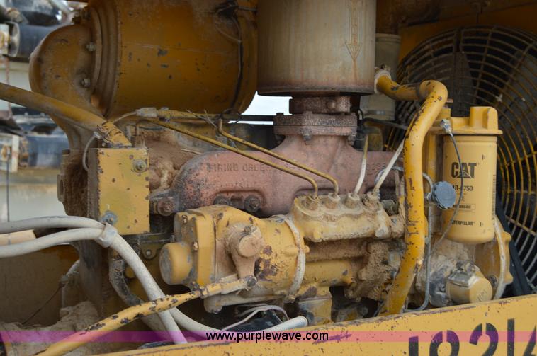 image for item H2975 1970 Caterpillar 930 wheel loader