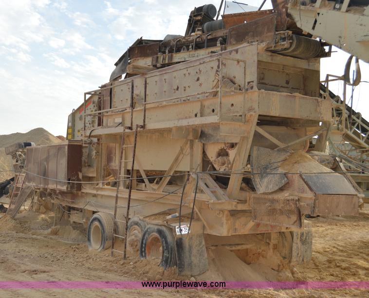 image for item H2977 1997 Cedarapids 5048 HSI crusher