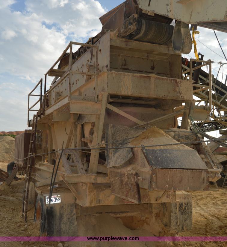 image for item H2977 1997 Cedarapids 5048 HSI crusher