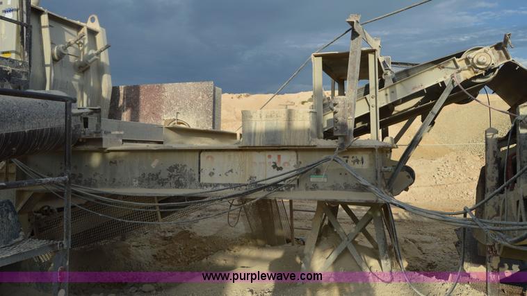 image for item H2977 1997 Cedarapids 5048 HSI crusher