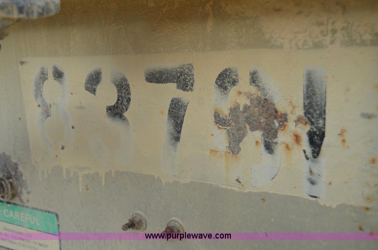 image for item H2977 1997 Cedarapids 5048 HSI crusher