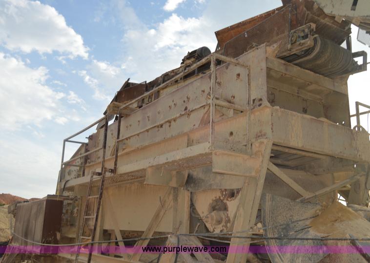 image for item H2977 1997 Cedarapids 5048 HSI crusher