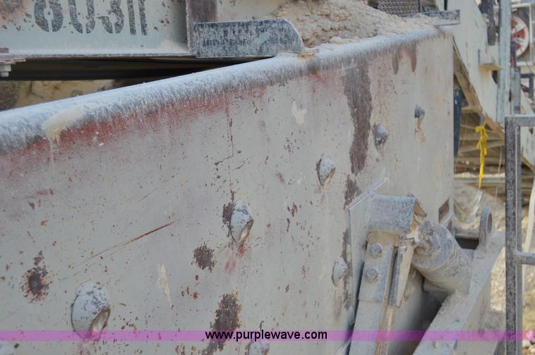 image for item H2977 1997 Cedarapids 5048 HSI crusher