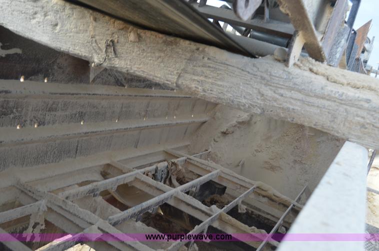 image for item H2977 1997 Cedarapids 5048 HSI crusher