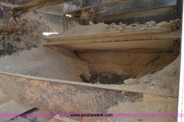 image for item H2977 1997 Cedarapids 5048 HSI crusher