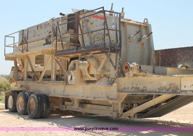 image for item H2977 1997 Cedarapids 5048 HSI crusher