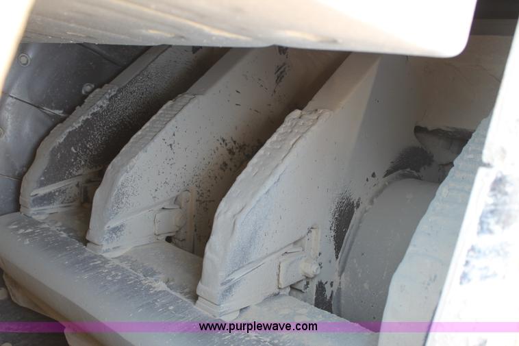 image for item H2977 1997 Cedarapids 5048 HSI crusher