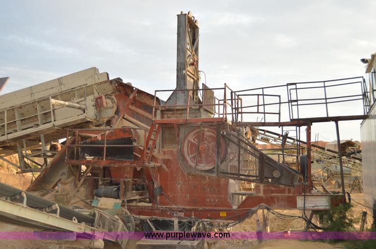 image for item H2978 1956 Pioneer 3042 jaw crusher