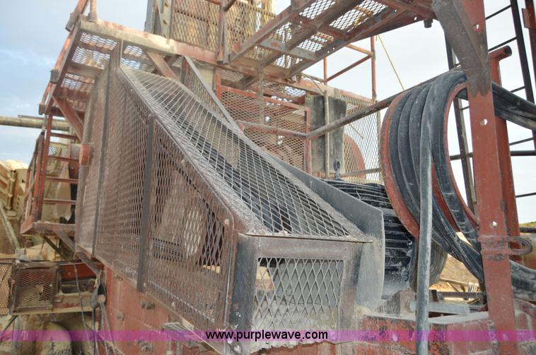 image for item H2978 1956 Pioneer 3042 jaw crusher