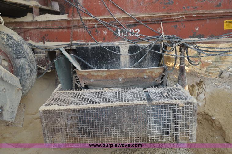 image for item H2978 1956 Pioneer 3042 jaw crusher