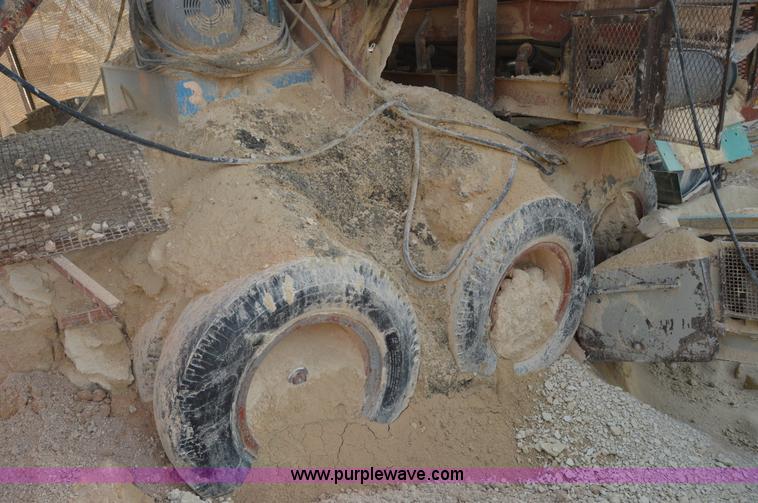 image for item H2978 1956 Pioneer 3042 jaw crusher
