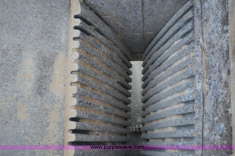 image for item H2978 1956 Pioneer 3042 jaw crusher