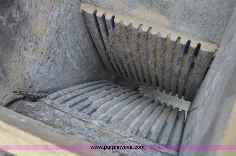 image for item H2978 1956 Pioneer 3042 jaw crusher