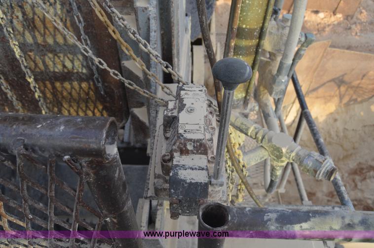 image for item H2978 1956 Pioneer 3042 jaw crusher