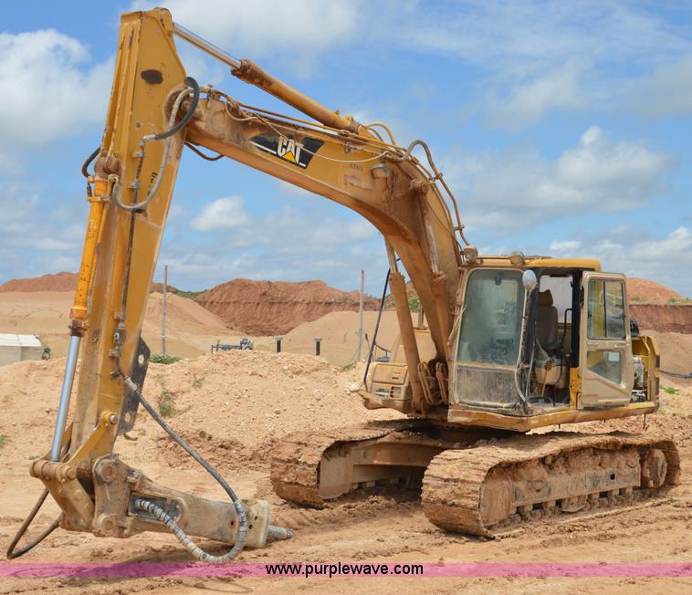 image for item H2980 2000 Caterpillar 318BL excavator