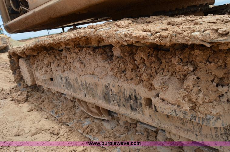 image for item H2980 2000 Caterpillar 318BL excavator