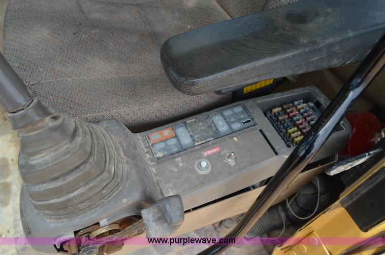 image for item H2980 2000 Caterpillar 318BL excavator