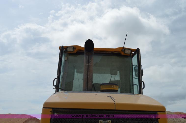 image for item H2982 1999 Caterpillar 938G wheel loader