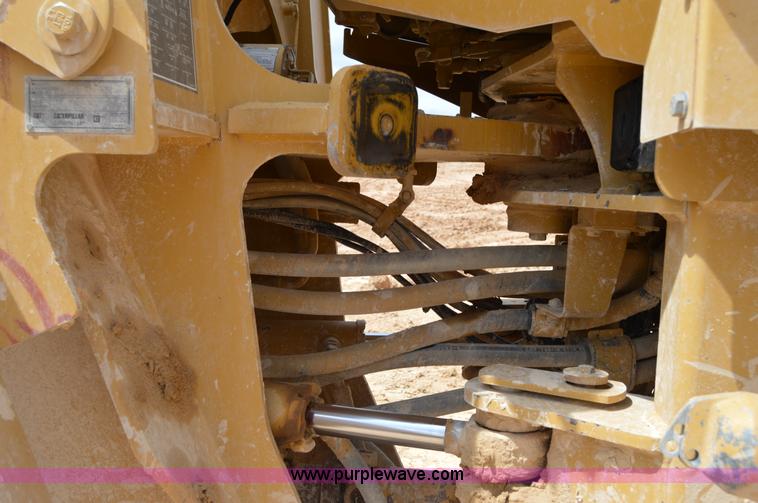 image for item H2982 1999 Caterpillar 938G wheel loader