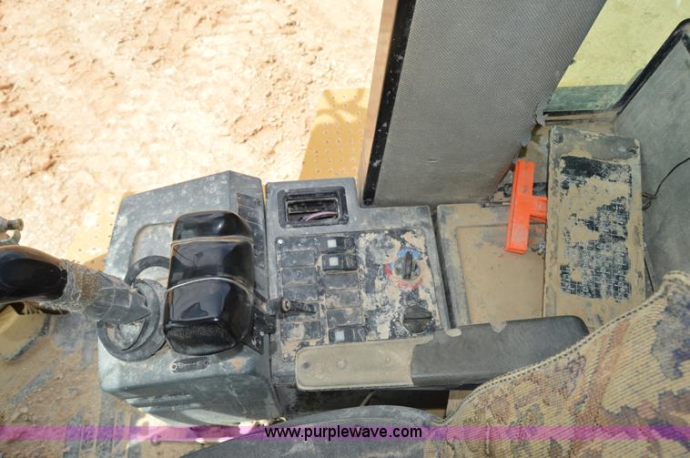 image for item H2982 1999 Caterpillar 938G wheel loader