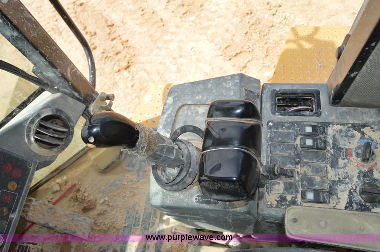 image for item H2982 1999 Caterpillar 938G wheel loader