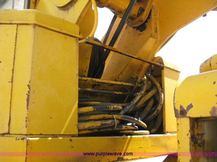 image for item H5349 Pettibone 820 hydraulic crane