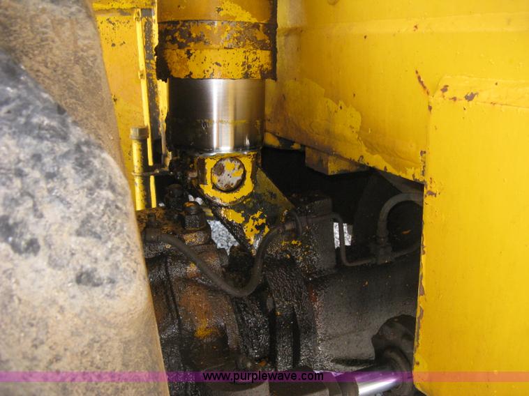 image for item H5349 Pettibone 820 hydraulic crane