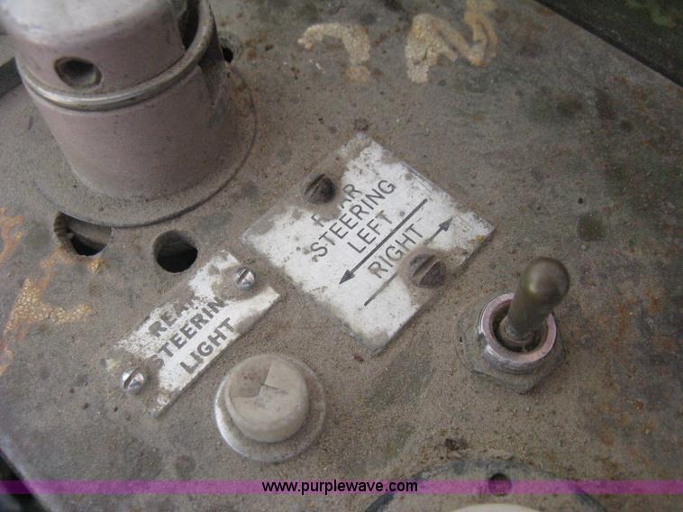 image for item H5349 Pettibone 820 hydraulic crane