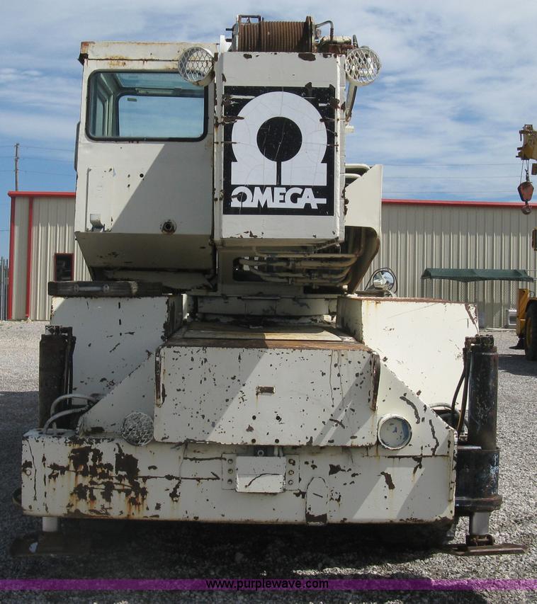 image for item H5350 P & H Omega 15 hydraulic crane