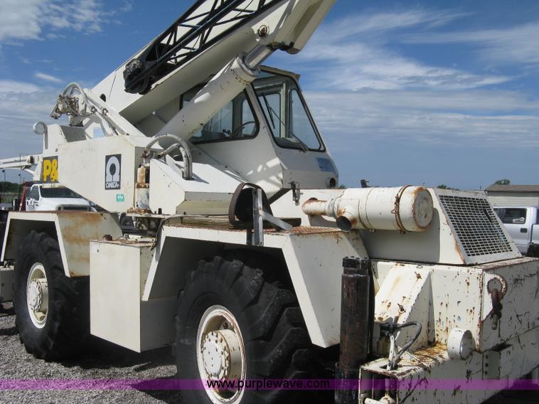 image for item H5350 P & H Omega 15 hydraulic crane