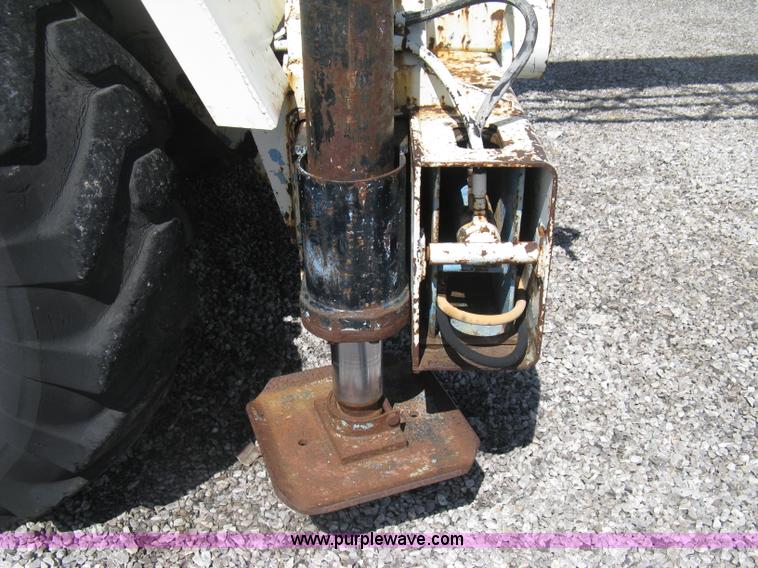 image for item H5350 P & H Omega 15 hydraulic crane