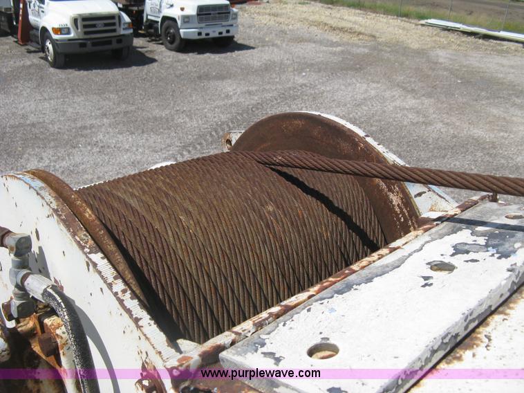 image for item H5350 P & H Omega 15 hydraulic crane