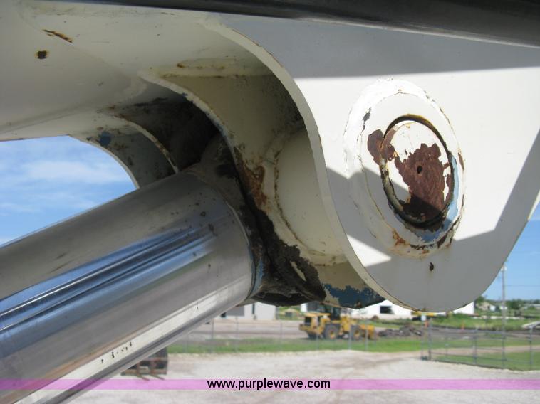 image for item H5350 P & H Omega 15 hydraulic crane