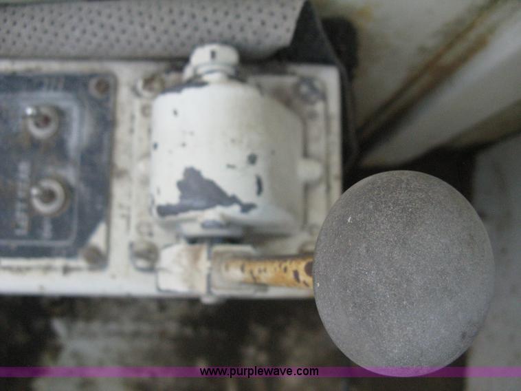 image for item H5350 P & H Omega 15 hydraulic crane