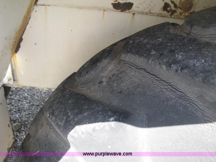 image for item H5350 P & H Omega 15 hydraulic crane