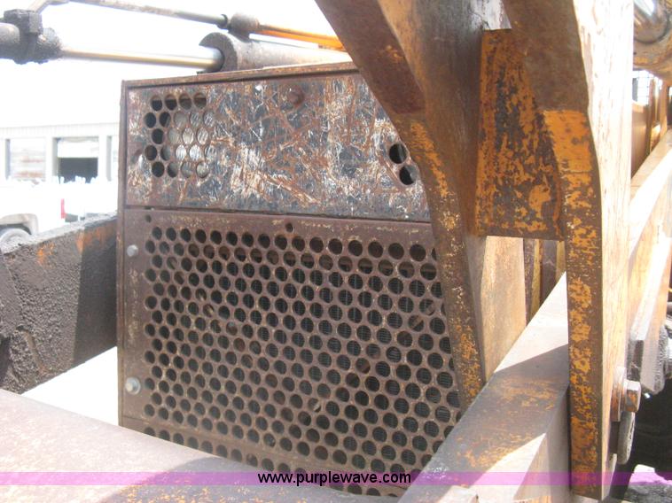 image for item H5361 1976 Case 1150B track loader