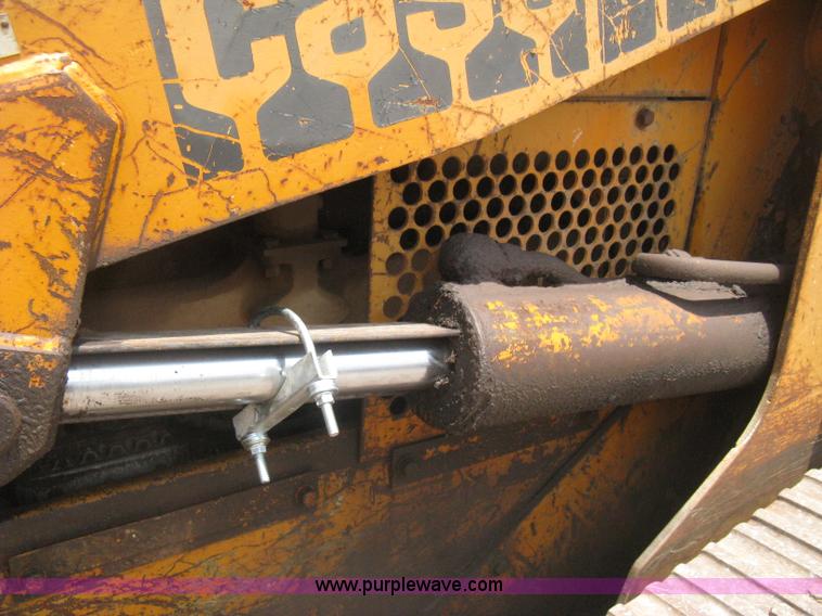 image for item H5361 1976 Case 1150B track loader