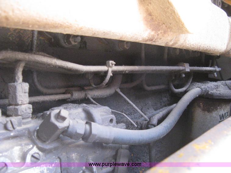 image for item H5361 1976 Case 1150B track loader