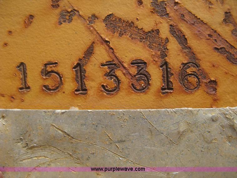 image for item H5361 1976 Case 1150B track loader