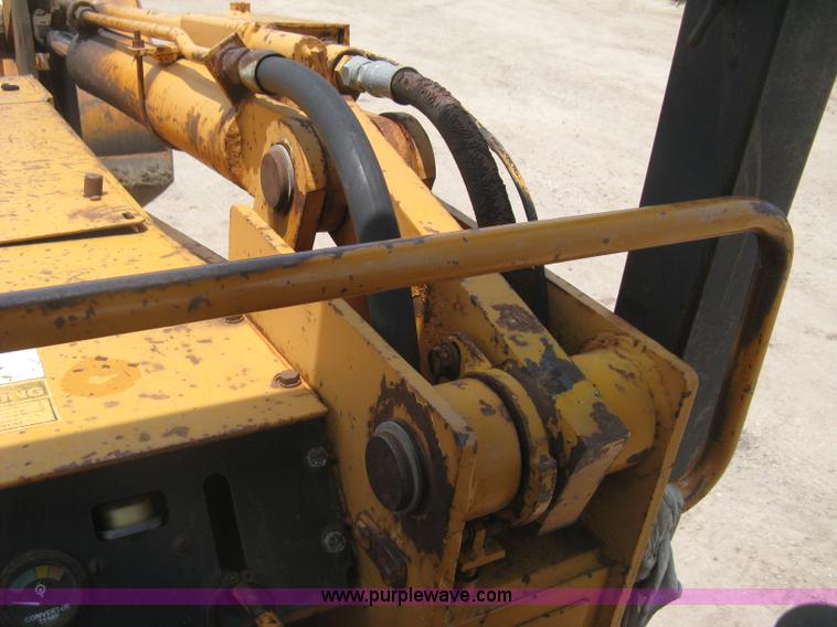 image for item H5361 1976 Case 1150B track loader