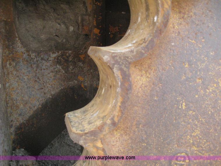 image for item H5361 1976 Case 1150B track loader