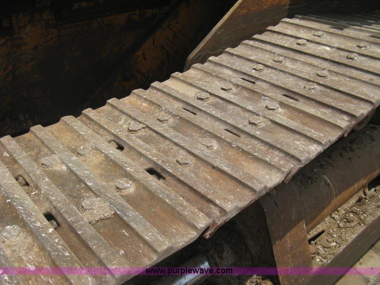 image for item H5361 1976 Case 1150B track loader