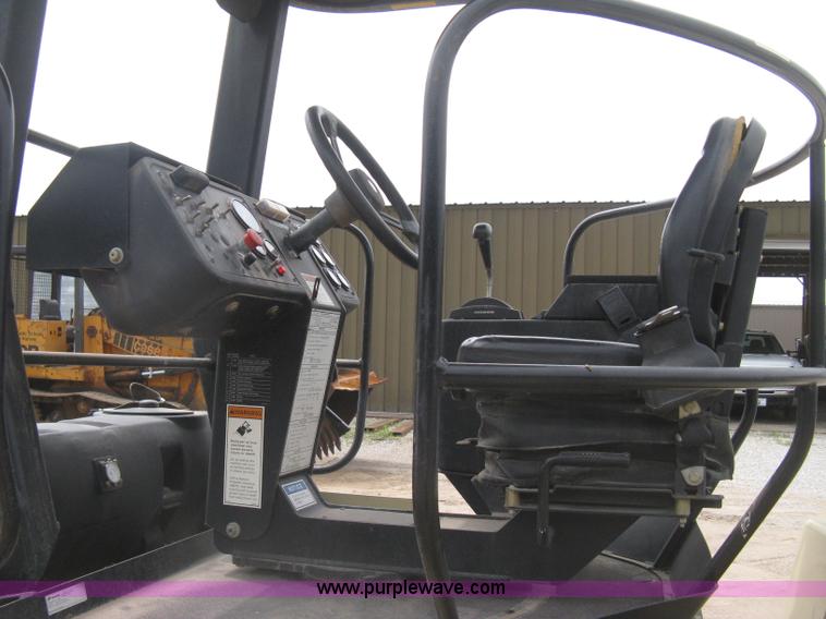 image for item H5362 2002 Ingersoll Rand DD70 articulated smooth drum vibratory roller